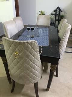 Dining table just like new for sale
