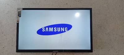 Samsung LED Full HD 1080p. 42inch with glass protector