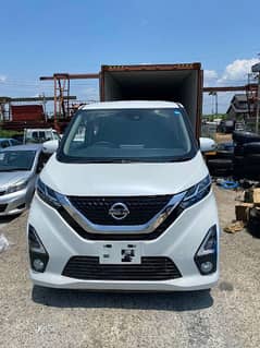 Nissan Dayz Highway Star S-Hybrid 2020 on investor rate