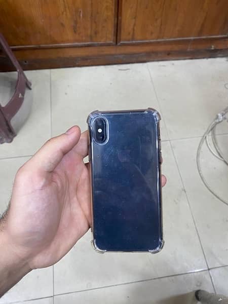 iphone x all ok condition 10/9 truetone everyrhing working 1