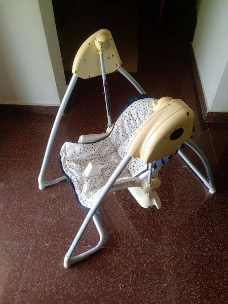 Baby feeding chair, recliner plus electric swing , three in one! 7