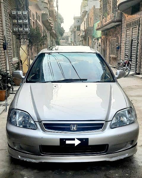 Honda Civic Oriel 2000 4