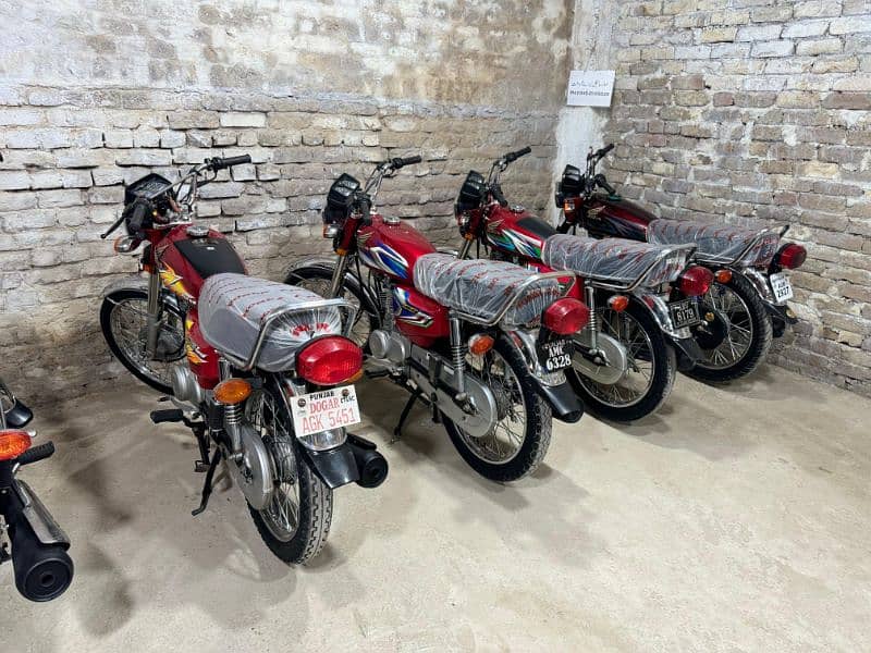 Honda 125 Bikes Available For Sale 4