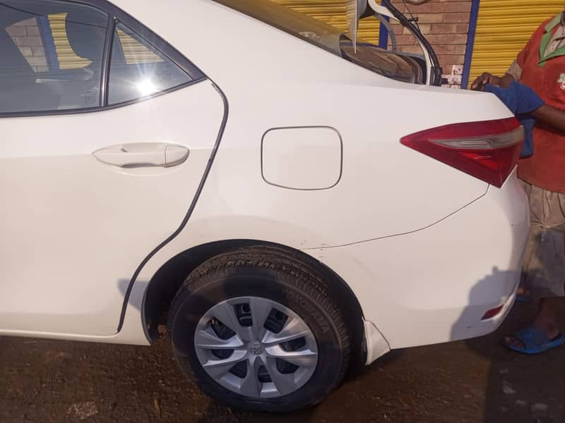 Toyota Corolla XLi VVTi 2017 only 34Lac 13