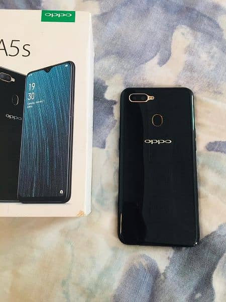 Oppo a5s 2/32gb with box 1