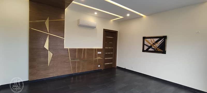 Most Luxurious 2 Kanal POOL Modern House Is Available For Rent In Phase 2 Dha, Lahore. 3