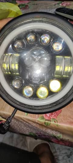 Special headlight market price 11k but this one is use in 8500