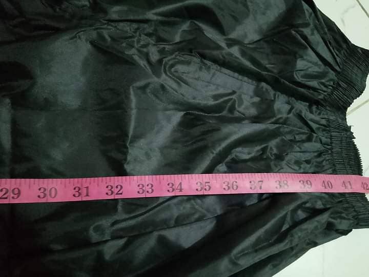 Selling rain suit xl size heavy material 0