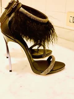 casadie heels
