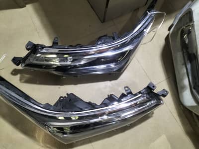 Toyota  grandy 2022  model headlight available