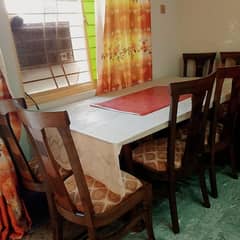 i am for sale daninig table