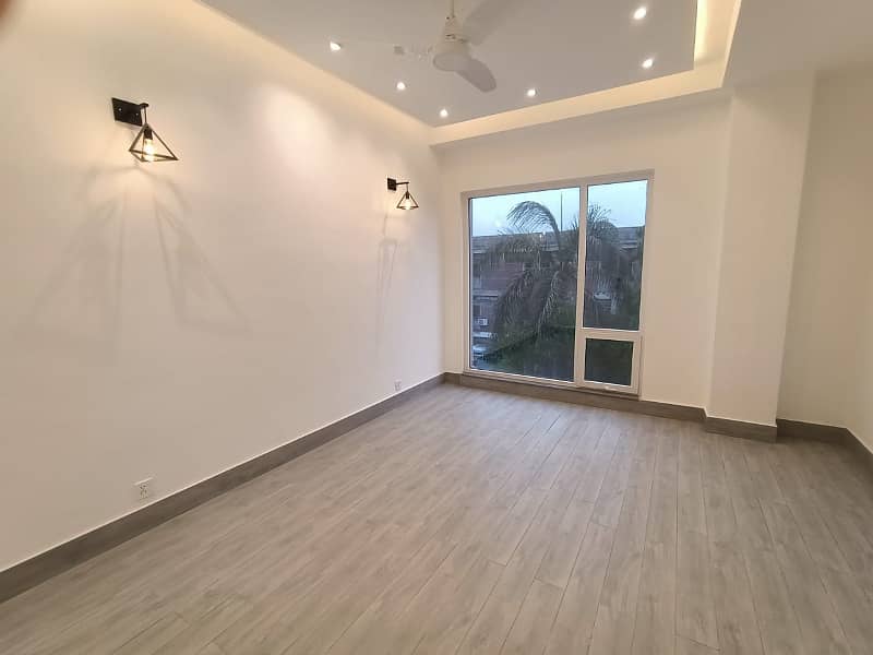 Apartment Available For Rent In Gulberg. 6