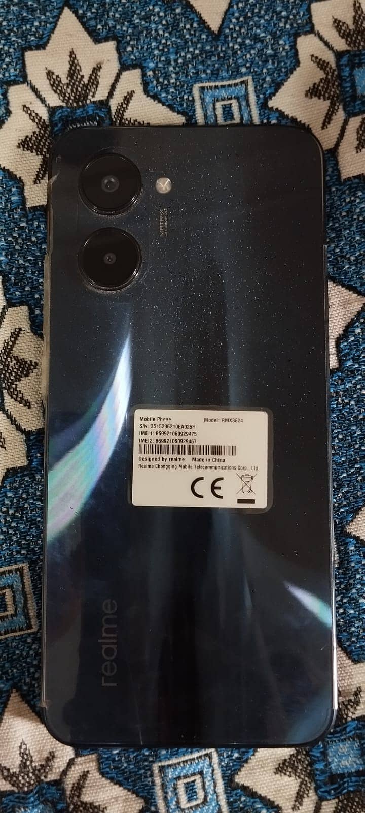 Realme c33 4/64 3