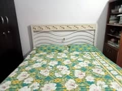 KING SIZE IRON BED WITH MATTRESS
