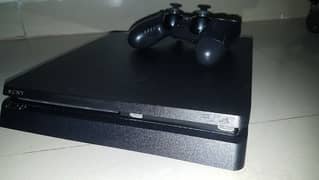 PS4 Slim 500GB with 1 game