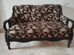 7 seater wooden sofa set in good condition