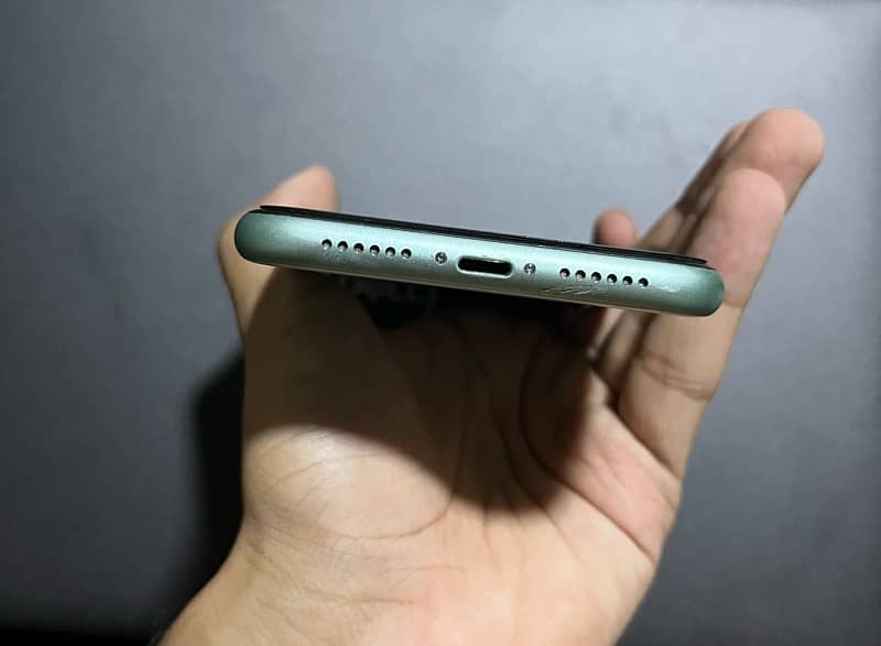 IPhone 11 64gb 4