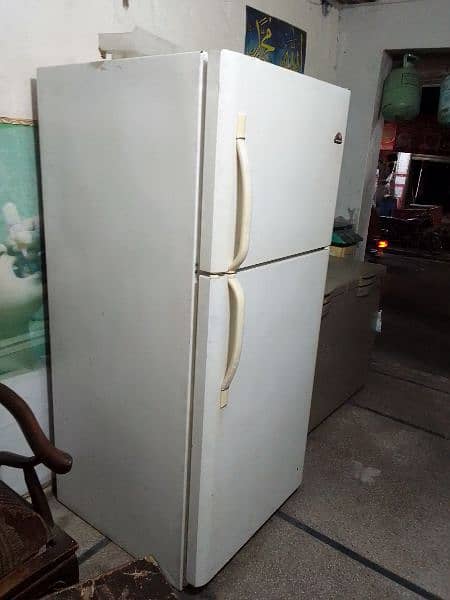 A large size refrigerator 3