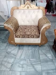 new condition sofa sett. . urgent for sale