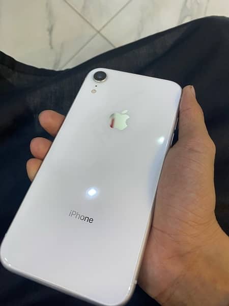 Iphone xr 64all ok Waterpack 79helth Phone Waterpack hai 4