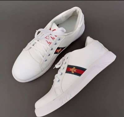 Sports Shoes