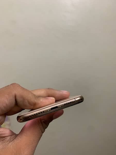 IPhone Xsmax 64 dual physical single approved bought sim are working 2