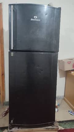 Danwlance Refrigerator 14 Cub Feet Black Color