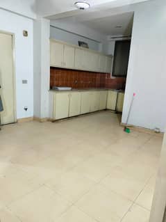 3 bedroom Unfurnished Apartment Available For Rent in E-11/4