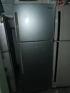2 fridge Dawlance and samsung fridge 40000+40000 prise final hy