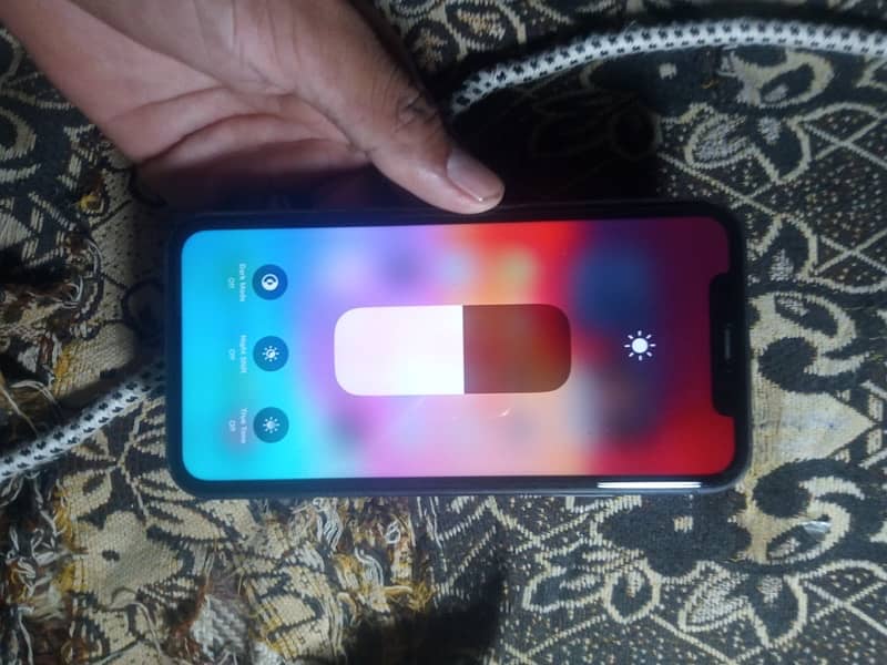 iPhone 11 non pta  64gb betry health 82 condition 10  10 1