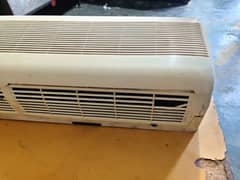 LG 2 Ton. Ac for sale urgent sale only serious buyers can 03204100821