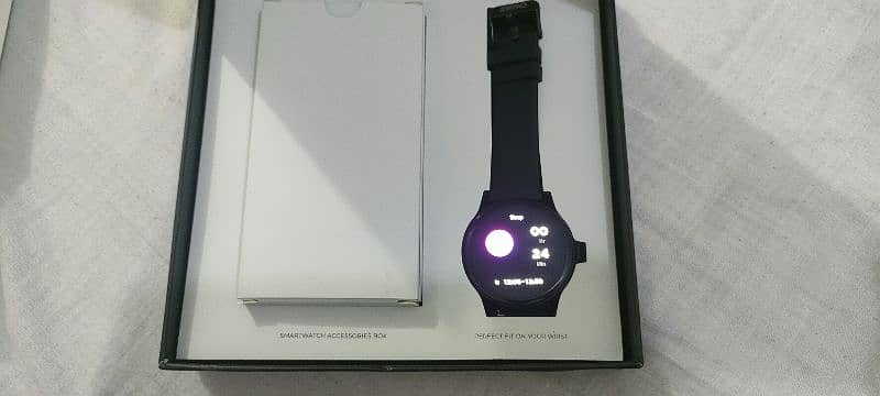 Vision Smartwatch 1.43" AMOLED HD Display 7 Day Battery 4
