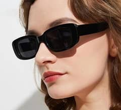 Women's square frame sunglasses