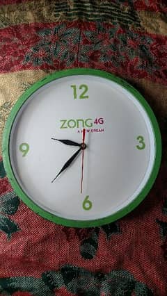 Z/O/N/G Wall clock