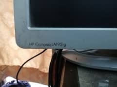 HP Compaq 19" LCD