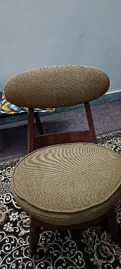Separate Chairs in Set of 4 and 2