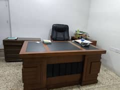 300 sq yd Fully furnished office for rent at Shahra e faisal