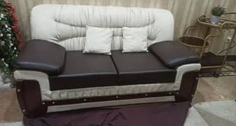 6 Seater Sofa set Regzin new condition