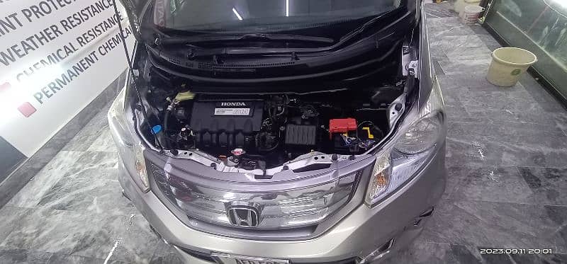 Honda Freed 2012/2017 Excelent condition exchange posaible 7