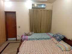 BEAUTIFUL LOWER PORTION AVAILABLE FOR RENT IN ALLAMA IQBAL TOWN 0