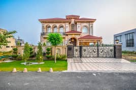 A House Of 1 Kanal Super Duper Furnished With VIP Look for Rent