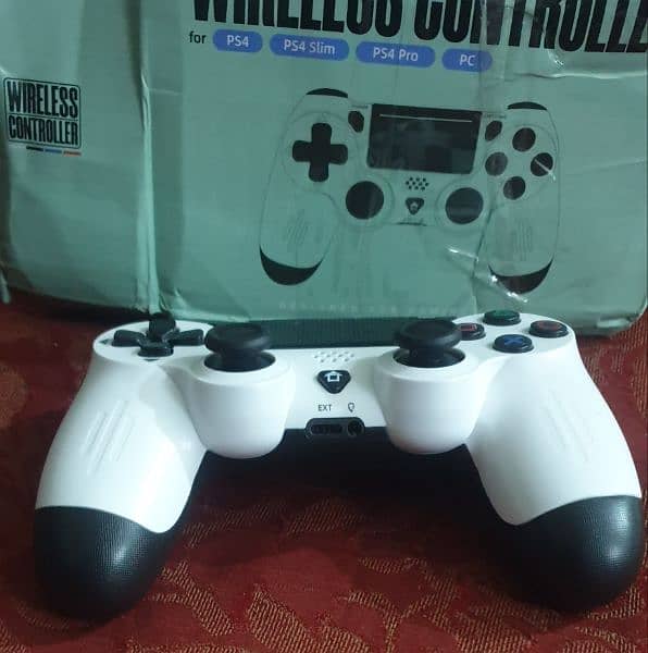 PS4 Controllers (04 qty. ) are available 4 Sale on Reasonable Price 18