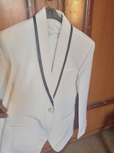 2 piece Suit coat pent. . 1