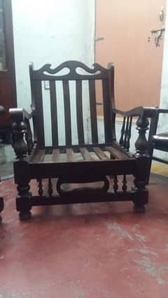 top high quality wood chairs with cusion and table
