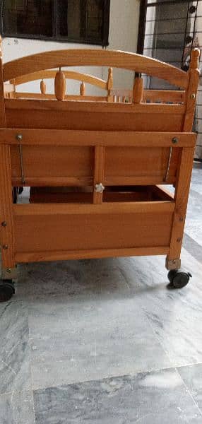 shesham wood cradle which has been used for 8 months 3