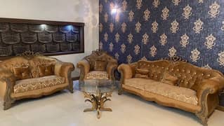 Sofa Set and Centre Table