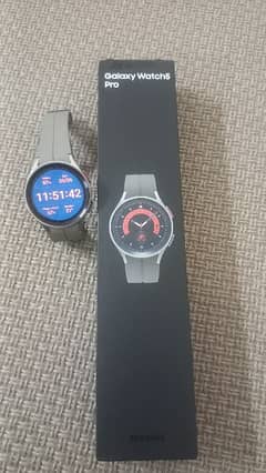 Samsung Watch 5 Pro (Only one month used)