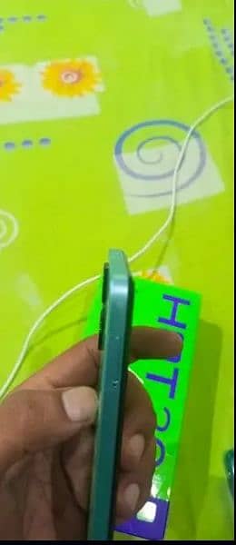 Infinix hot 30 8/128 with box charger 5 months warranty 3