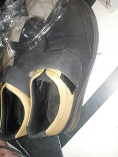 Black Shoes PEL