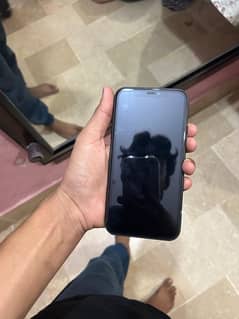 Iphone 11 New in Condition black matt color